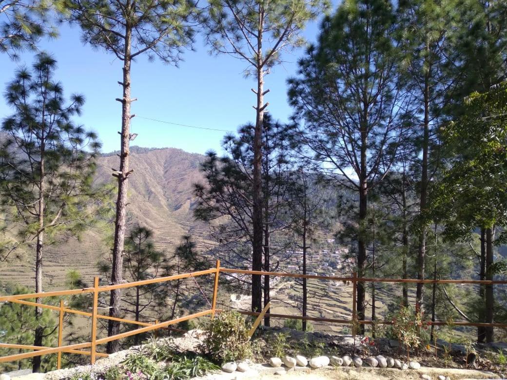 Nature Villaas Basa Homestay Pauri Zewnętrze zdjęcie
