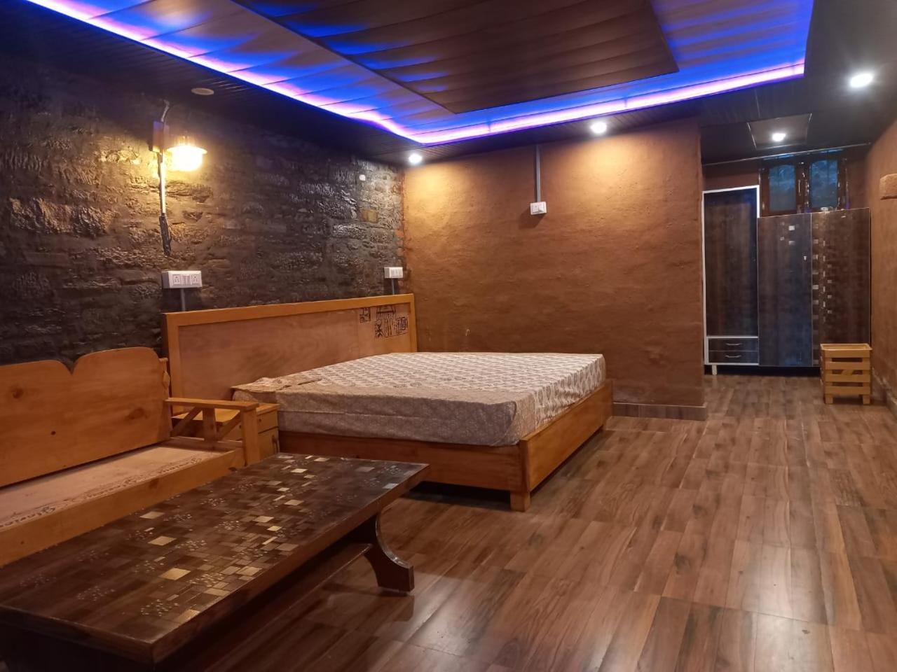 Nature Villaas Basa Homestay Pauri Zewnętrze zdjęcie