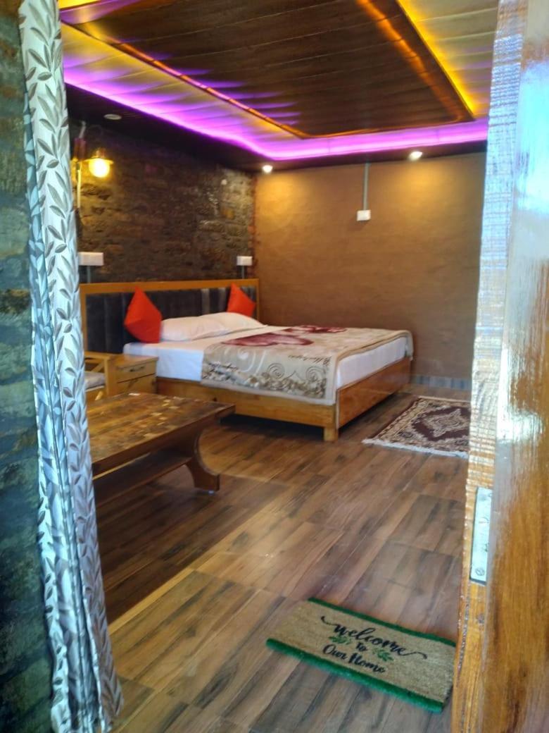 Nature Villaas Basa Homestay Pauri Zewnętrze zdjęcie