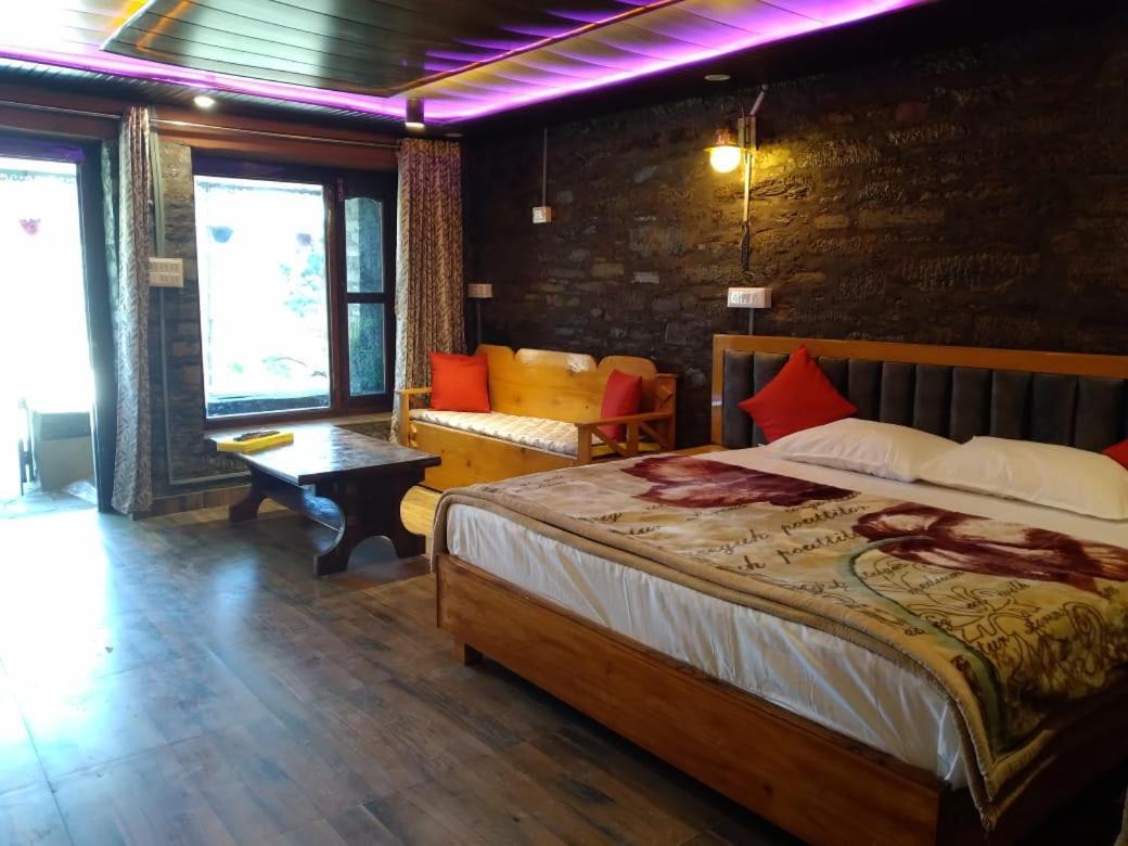 Nature Villaas Basa Homestay Pauri Zewnętrze zdjęcie