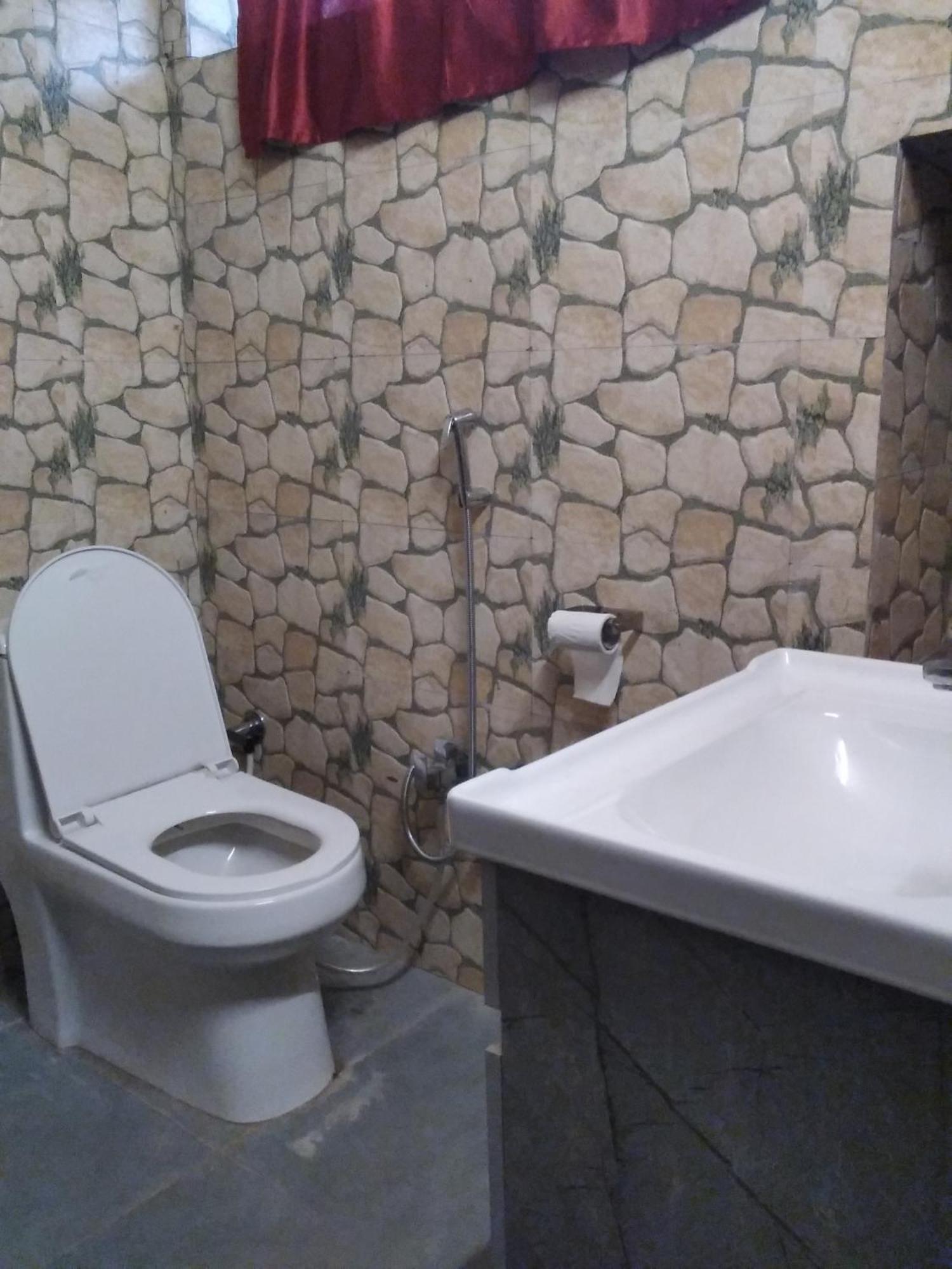 Nature Villaas Basa Homestay Pauri Zewnętrze zdjęcie